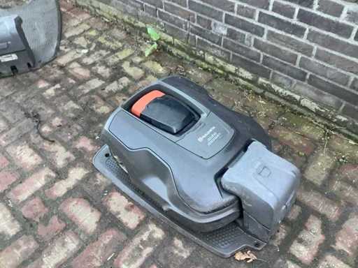 Tondeuse à gazon robotisée Husqvarna 315x 2018