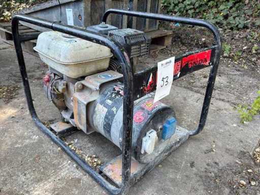 Generator Europower EP3300 z 2012 roku