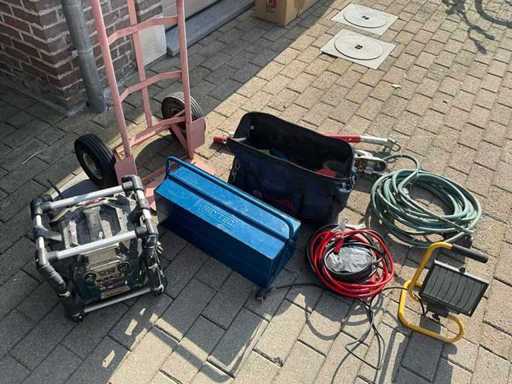 Lot of contractor material including Bosch