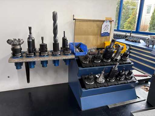   Lot SK 40 Tool Holders