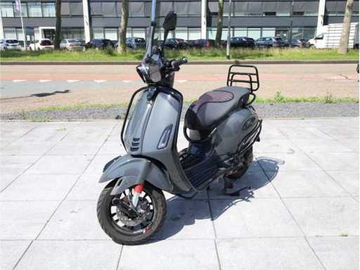 Vespa Sprint 50 2022, FJP-54F