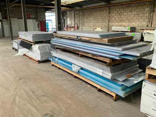 Polycarbonate Channel Sheet (170x)