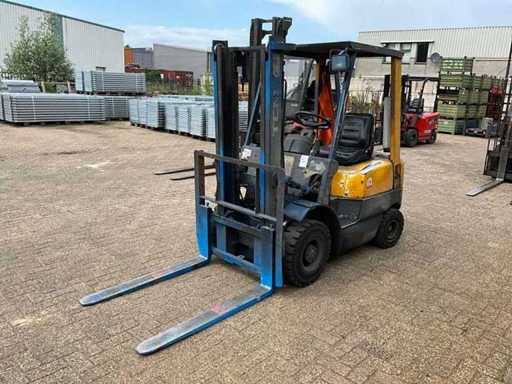 TCM FH015Z8 Forklift