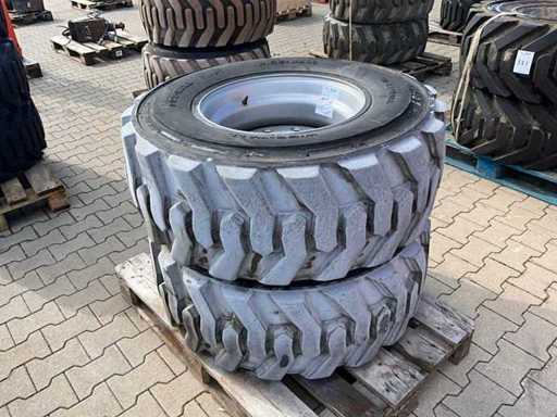 Blackstone OTR 15-19.5 Wheel (2x)