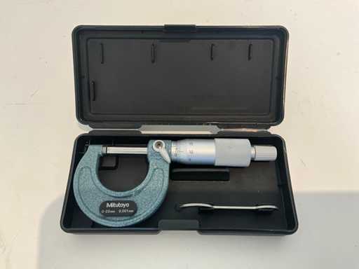 Mitutoyo 103-129 micrometer