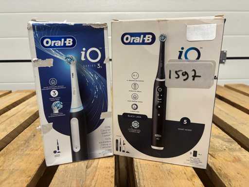 Oral-b – Braun – Zahnbürste – Mundpflege (2x)