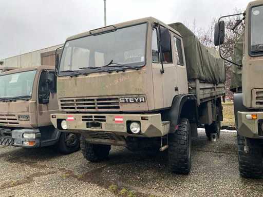 1986 Steyr 12M18 Armeefahrzeug
