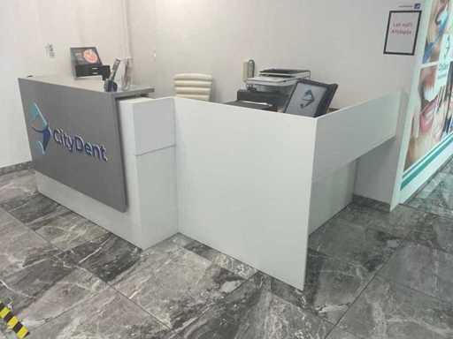 Receptie- en baliemeubel ca. 230x220x110 cm 