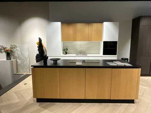 (Showroom) kitchens and appliances