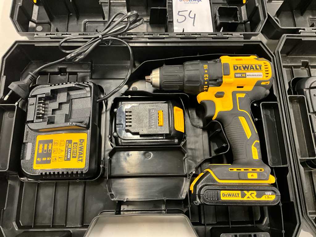 Dcd777 dewalt best sale