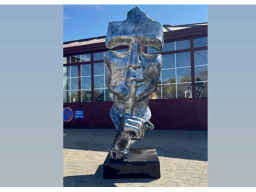 Sssst Visage du Silence H200cm Argent