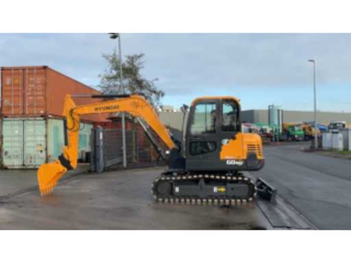 d2f8c485-8a6d-487e-bed5-b445cb581af2.mp4