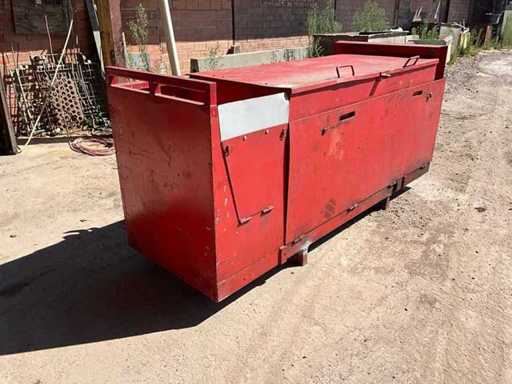 Storage box