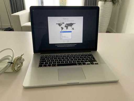 Apple Macbook pro Laptop