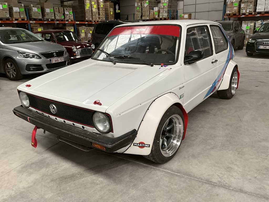 Voiture de rallye Volkswagen Golf GTI (1983)