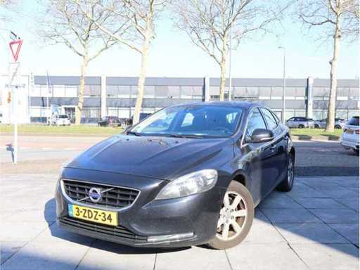 Volvo V40 2.0 D4 Summum Business 2014, 3-ZDZ-34