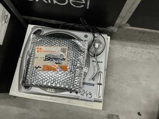 Numark TT1650 en TTUSB Platenspeler (2x)