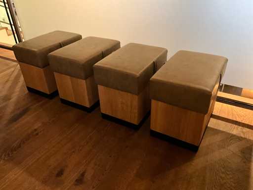 Hutten - Houten poef met lederen zitting (4x)