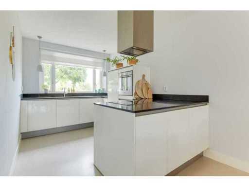 Kitchen with Bauknecht appliances