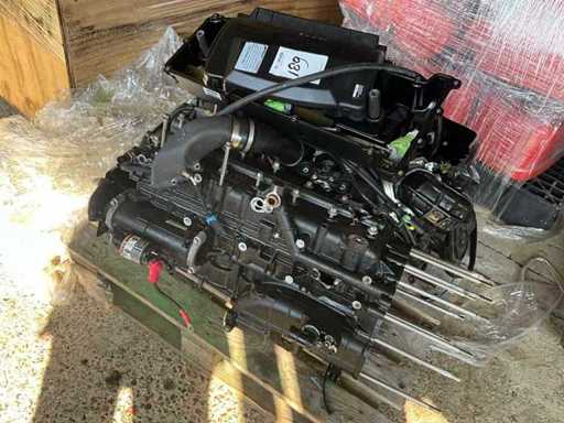 Miscellaneous parts - Engine blocks - Outboard motor parts