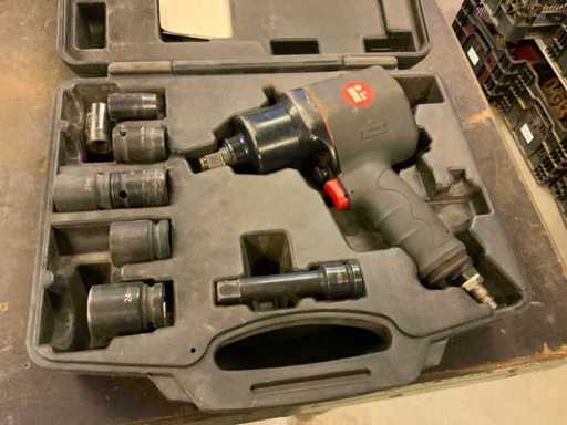 Yokota RRI-18 Pneumatischer Schlagschraubenschlüssel