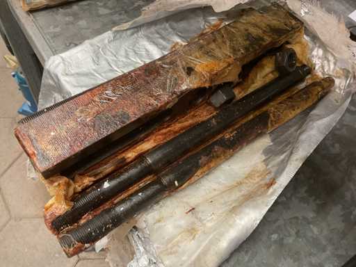 Extracteur et poussoir