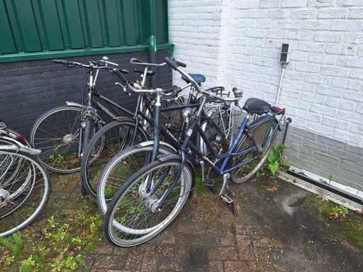 9x diverse fietsen voor onderdelen