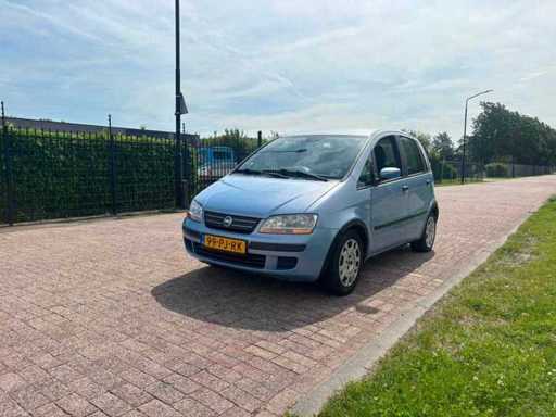 Fiat Idea 1.4-16V Dynamic 2004 | 99-PJ-RK i