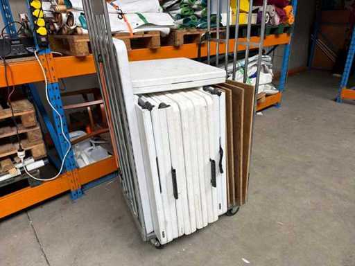 Partij klaptafels (diverse uitvoeringen) (13x)