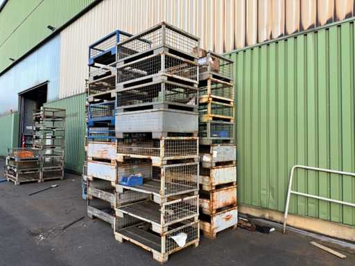 30 boîtes en treillis