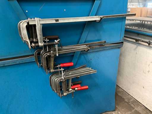 Différentes pinces à colle (16x)