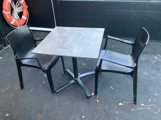 Tables de terrasse (24x) + chaises (44x)