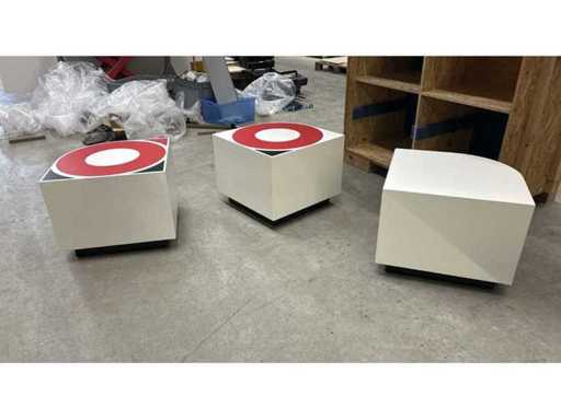 Beistelltisch weiß lackiert (3x) als Set in Transportkiste