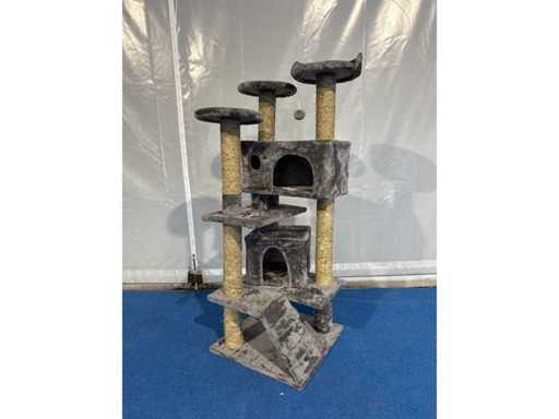 Cat scratching post 135cm