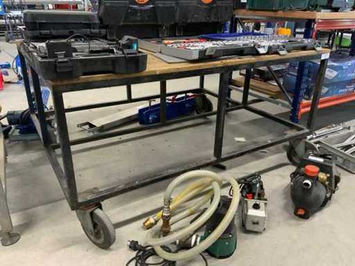 Mobile workshop table
