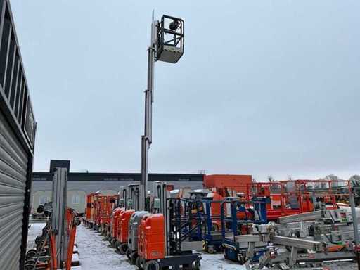 Plateforme aérienne JLG 20MVL / ascenseur passagers 2013