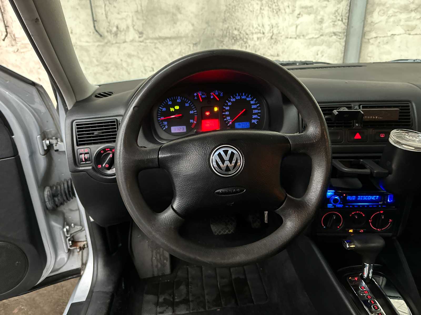 Volkswagen Golf 1.6 Trendline 101pk 2001 AUTOMAAT, 23-HP-FX