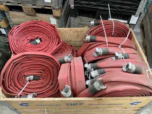 Charge von Feuerwehrschläuchen