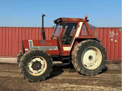 Fiat 880DT 5 Traktor rolniczy z napędem na wszystkie koła 1980
