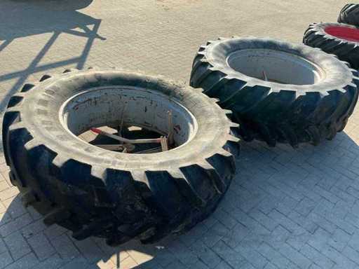 Michelin XM108 Tire with rim (double tire) (2x)
