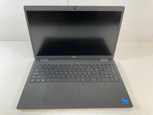 Dell Latitude 3520 15,6", Core(TM) i7 11. generacji, 8 GB RAM, 256 GB NVMe Laptop