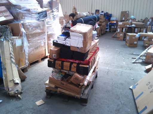 Lot of 100 new items