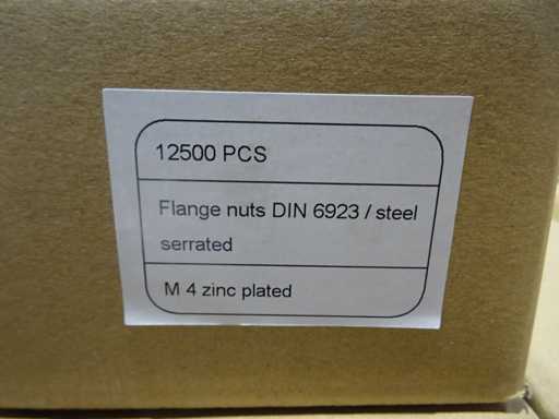 Tuerca de brida hexagonal con M4 moleteado (575000x)