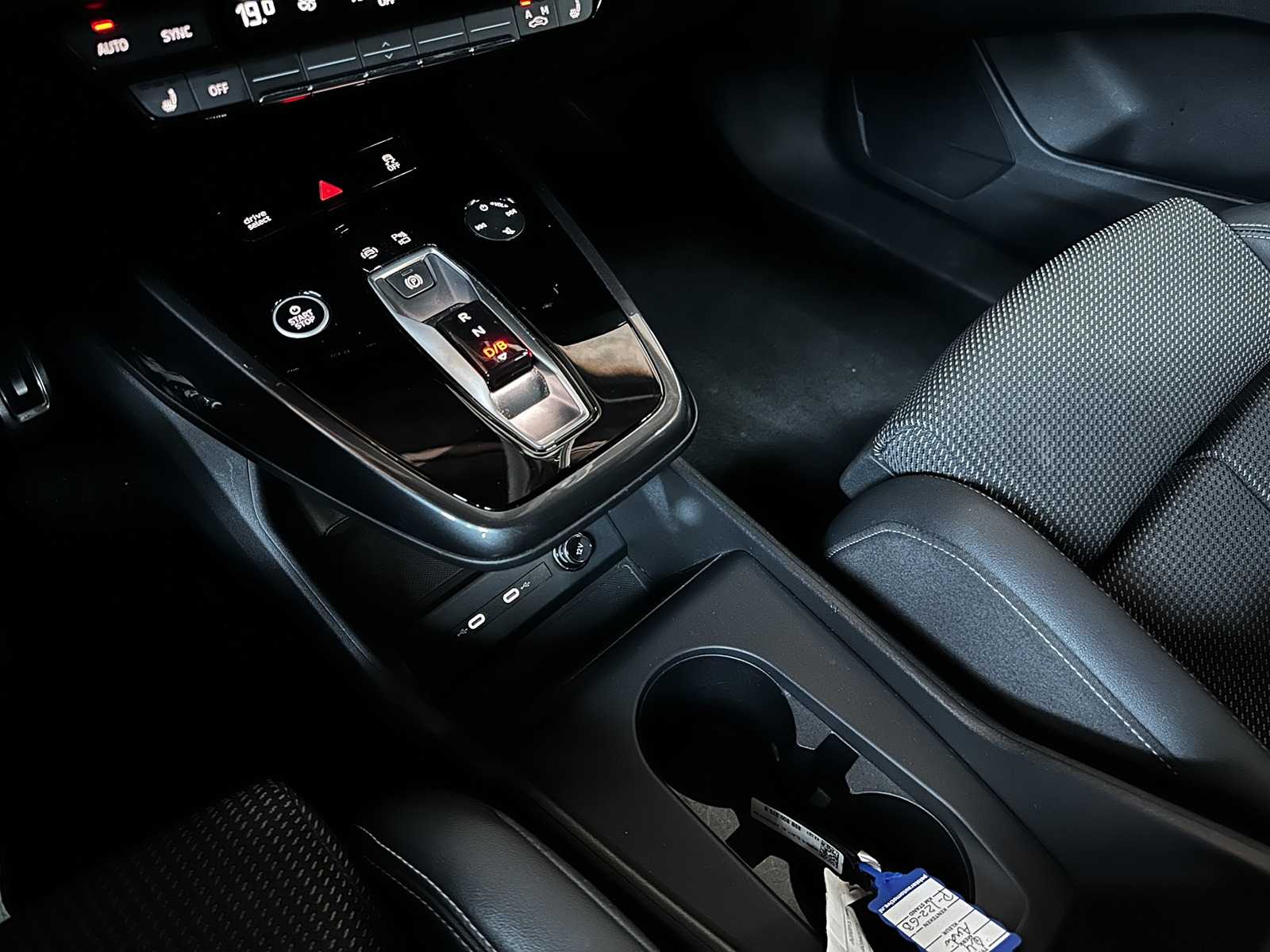 Audi Q4 e-tron 50 quattro Launch Edition S Competition 77 kWh 299pk 2022 (Original Dutch + 1st owner), P-122-GB 