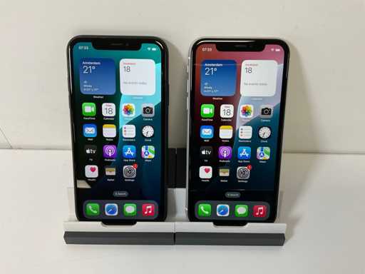 Apple iPhone XR - 64 GB / 128 GB - Nero (2x)
