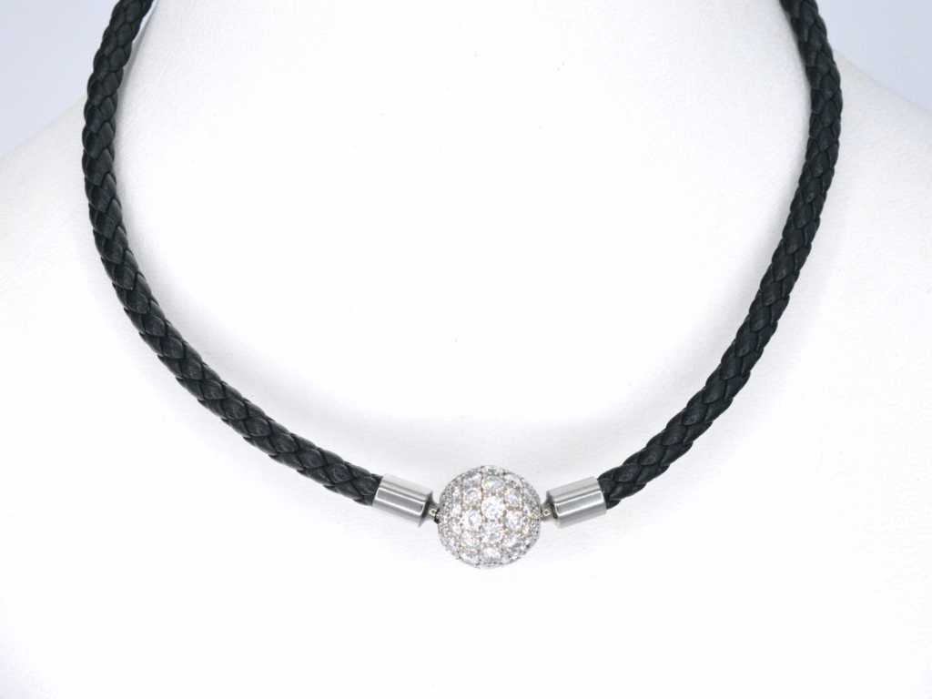 Leather choker set with top quality diamond pendant
