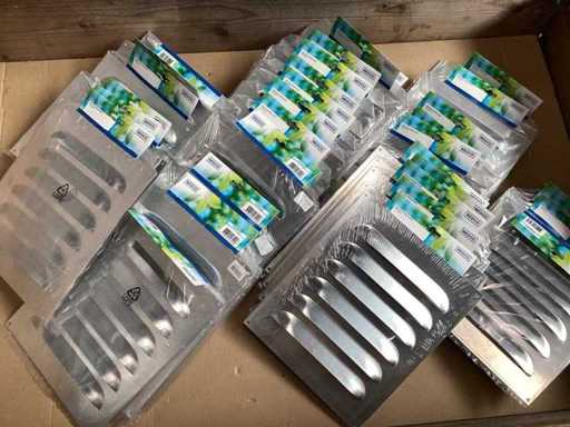 NEDCO mischt verschiedene Alu-Lamellengrills (38x)