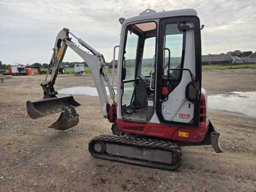 Mini-pelle Takeuchi TB 216 2015