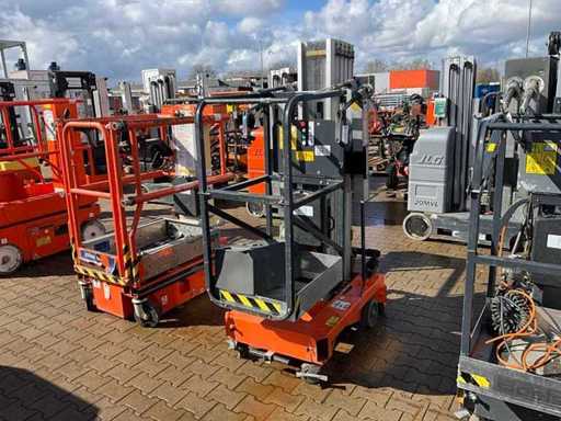 Piattaforma di lavoro aereo JLG 25AM 2017