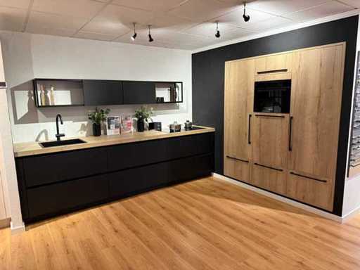 Grando - X-MP Serie X 5500 - Showroomkeuken